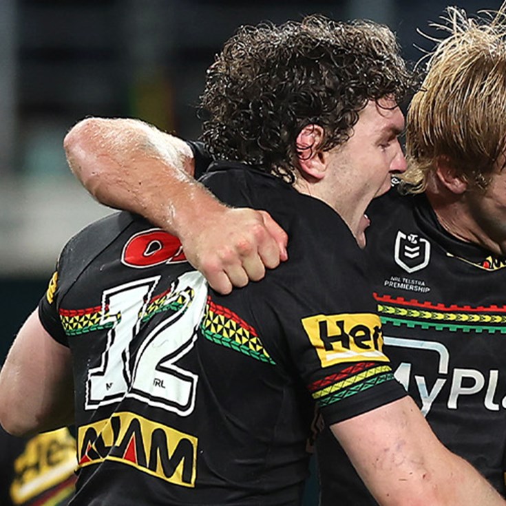 Panthers power on over Sharks in record-breaking finals win